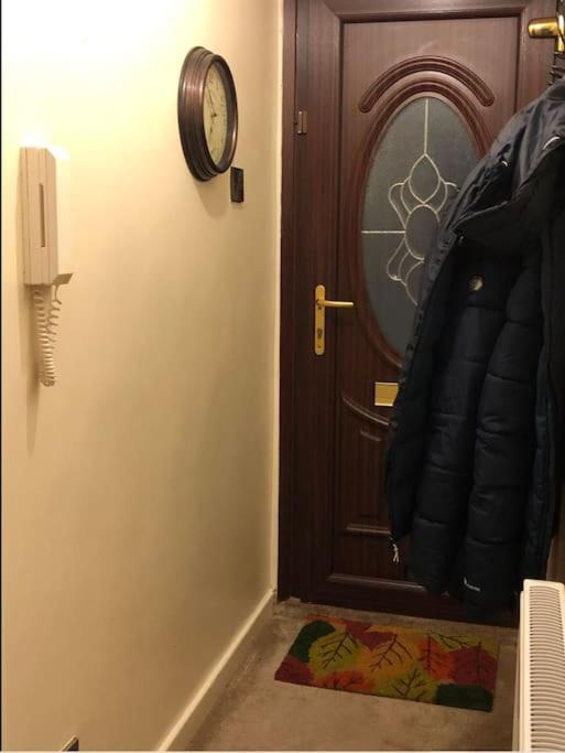 Lovely One-Bed Condo With Free Parking On Premises Sunderland  Zewnętrze zdjęcie